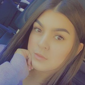 Meet your Posher, Devin